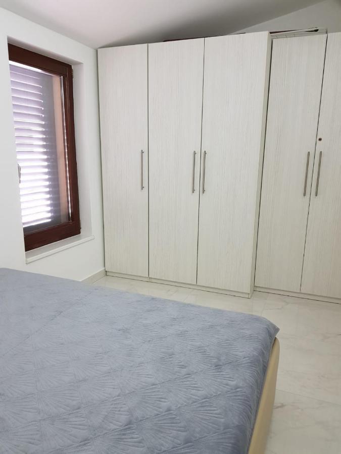 Relax Zone III Apartment Malinska Ngoại thất bức ảnh